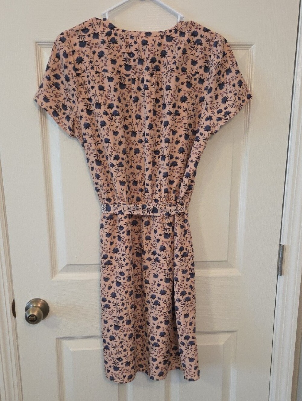 LOFT Tan Beige Blue Floral Midi Dress Size Medium - Picture 6 of 11